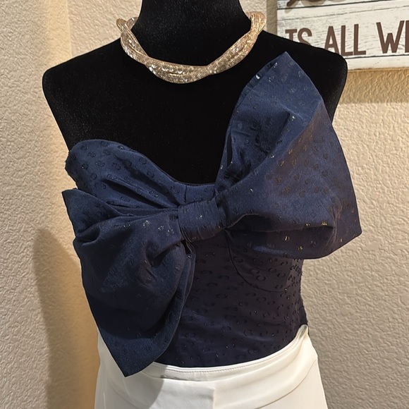 Hutch Tops - Hutch Navy top